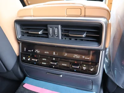 2026 Lexus LX 700h 4WD / Modellista, Mark Levinson & Rear Entertainment JDM for export from Japan