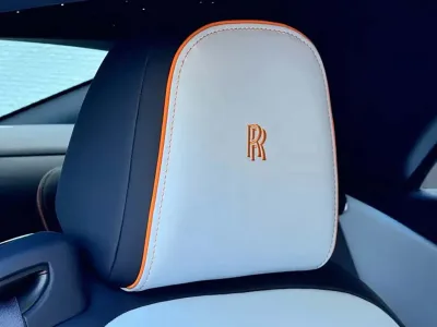 2025 Rolls-Royce Spectre: The Epitome of Luxury and Innovation (No.960966) for export from Japan