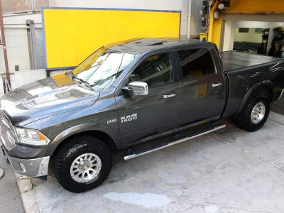 2018 Dodge Ram Truck Laramie 4WD (No.960911) for export from Japan