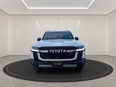 2025 Toyota Land Cruiser 300 GR Sport 3.5L Twin-Turbo for export from Japan