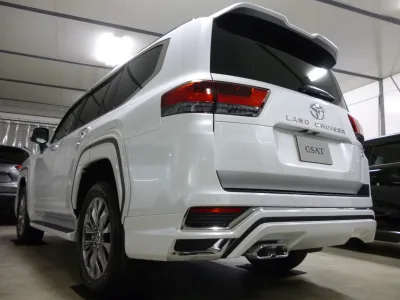 2025 TOYOTA LAND CRUISER LC300 ZX 4WD | MODELLISTA AERO for export from Japan
