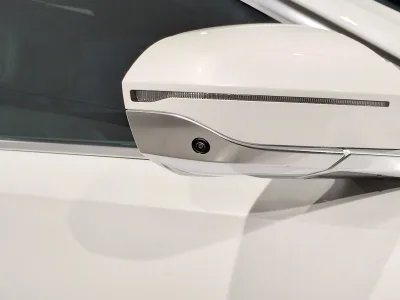 2025 BMW i7 eDrive for export from Japan