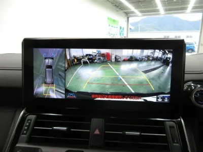 2022 Toyota Land Cruiser 300 ZX 3.3 Diesel Turbo 4WD for export from Japan