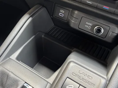 2026 TOYOTA LAND CRUISER FJ 2.7 VX 4WD for export from Japan