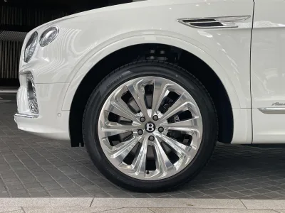 2025 BENTLEY BENTAYGA EWB AZURE (No.103838) for export from Japan
