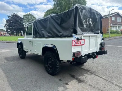 LANDROVER DEFENDER 110 (No.J0757) for export from Japan