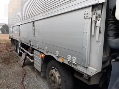 2011 Isuzu Giga large Aluminum Wing LKG-CYJ77A used truck (No.920773) for export from Japan