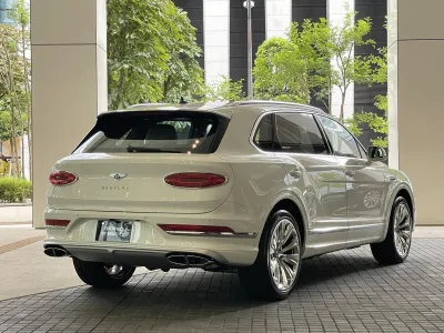 2025 BENTLEY BENTAYGA EWB AZURE (No.103838) for export from Japan