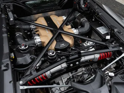 2021 Lamborghini Aventador SVJ Roadster: The Ultimate Supercar Experience convertible (No.112972) for export from Japan