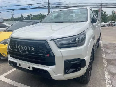 2022 RHD Toyota Hilux GR Sport double cab ( Pickup ) 2.8 automatic 4×4 ( No.560462) for export from Japan