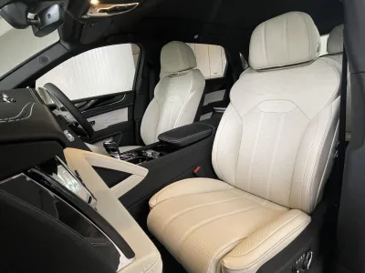 2025 BENTLEY BENTAYGA EWB AZURE (No.103838) for export from Japan
