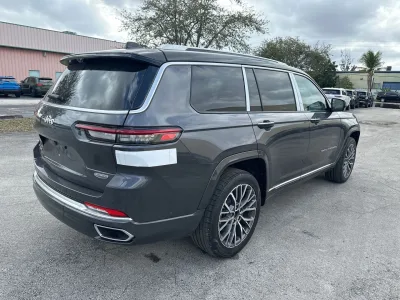 2025 RHD New Jeep Grand Cherokee L Summit Reserve 7 Seater SUV (No.390917) for export from Japan