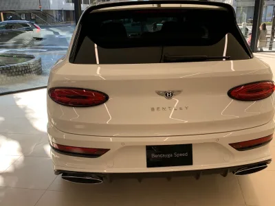 2023 Bentley Bentayga Speed W12 SUV ( Final Manufacture ) No.J0811 for export from Japan