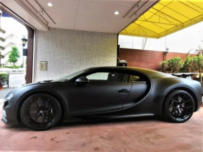 2021 Bugatti Chiron Sportive (Limited 20) 8.0 liter 16-cylinder (Matte Black Carbon) (No.J0642) for export from Japan