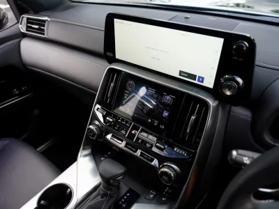 2025 LEXUS LX 500d F SPORT for export from Japan