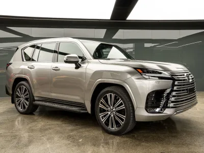 2025 Lexus LX600 LEXUS SIGNATURE EDITION 7 Seats(No.830807) for export from Japan