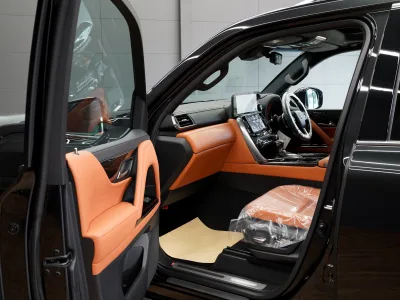 2025 Lexus LX 600 Executive 4WD - The Ultimate Luxury SUV (No.960999) for export from Japan