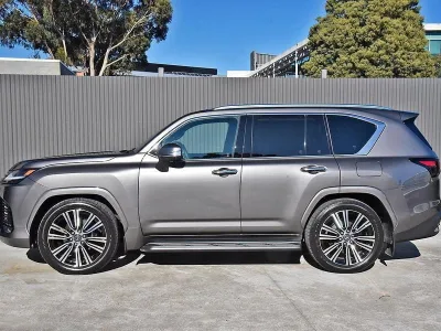 2022 Lexus LX600 SUV Liquid Metal/Black (No.480731)
