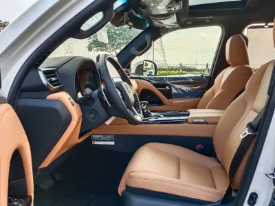 Lexus  LX500d (No-830718) for export from Japan