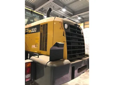 2016 KOMATSU WA320-7 WHEEL LOADER (No.J0780) for export from Japan