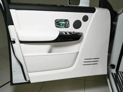 2025 Rolls-Royce Phantom The Pinnacle of Luxury and Sophistication (No.109991) for export from Japan