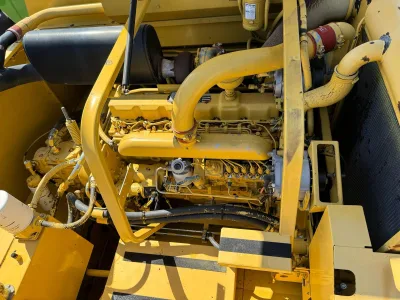 NEW HOLLAND TX67 COMBINE HARVESTER  (Two) (No.J0957) for export from Japan
