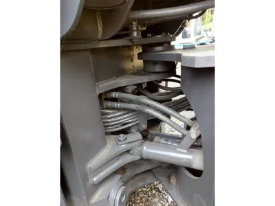 1999 KOMATSU WHEEL LOADER (No.104844) for export from Japan