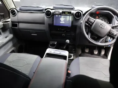 2020 Toyota Land Cruiser 79 LX V8 / 4.5D Double Cab RHD for export from Japan