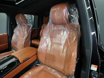 2025 Lexus LX 600 Executive 4WD - The Ultimate Luxury SUV (No.960999) for export from Japan