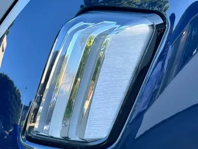 2025 Rolls-Royce Spectre: The Epitome of Luxury and Innovation (No.960966) for export from Japan