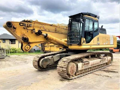 Komatsu for export from Japan