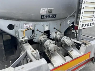 2013 ISUZU GIGA KL-CYL23V3W Tank truck (No.J0754) for export from Japan