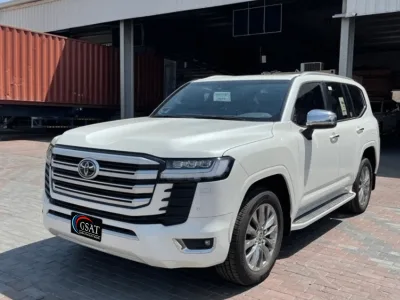 2025 Toyota Land Cruiser VXR 4.0L Petrol A/T (220722) for export from Japan
