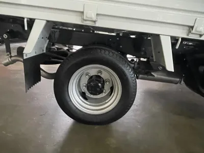 2025 Isuzu NHR87 Flat Body Truck (No.J09055) for export from Japan