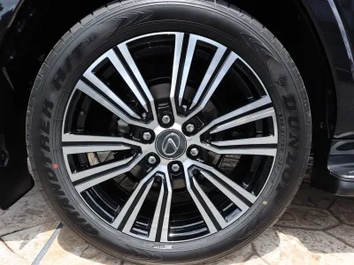 2026 Lexus LX 700h 4WD / Modellista, Mark Levinson & Rear Entertainment JDM for export from Japan