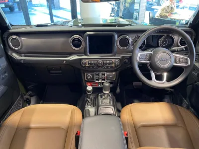 2022 GLADIATOR Rubicon 5 Seater SUV (No.840761) for export from Japan