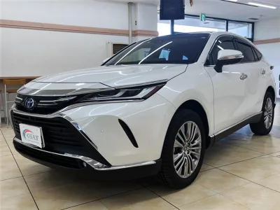 2021 Toyota Harrier Z Leather Package for export from Japan