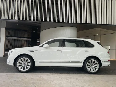 2025 BENTLEY BENTAYGA EWB AZURE (No.103838) for export from Japan