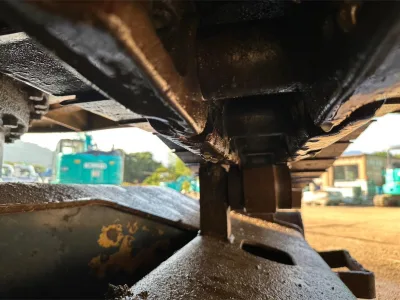 KOBELCO SK200 Excavator (No.J0744) for export from Japan