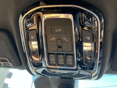 2025 Jeep Grand Cherokee Summit Reserve 4xe (Plug‑In Hybrid) for export from Japan
