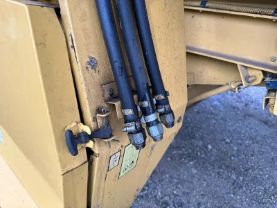 NEW HOLLAND TX36 Combine Harvester with Drivable HST control propler shaft nitrogen break system (No.J0837) for export from Japan