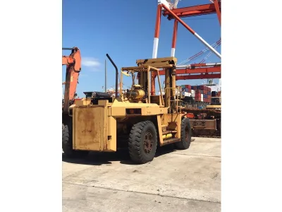 Mitsubishi FD200 20-ton Diesel Forklift ( Made in Japan) (No.780606) for export from Japan