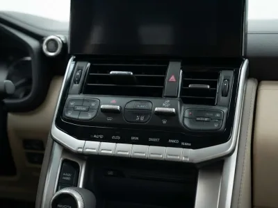 2026 Toyota Land Cruiser 300 ZX 3.5L V6 Petrol 5-Seater for export from Japan