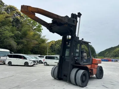 2005 TOYOTA 5FD80 Forklift for export from Japan