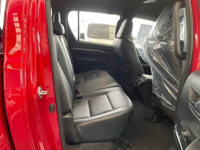 2022 RHD Toyota Hilux double cab ( Pickup ) Rocco 2.8 automatic 4×4 (No.560459) for export from Japan