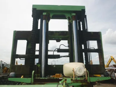 Toyota 4FD240 Forklift (Capacity 24000 kg) (No.780607) for export from Japan