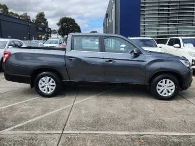 2025 SsangYong Musso ELX Auto 4x4 (No-480726) for export from Japan