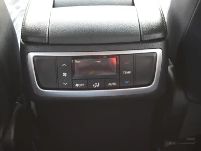 2019 Toyota kluger push start (No.830771) for export from Japan