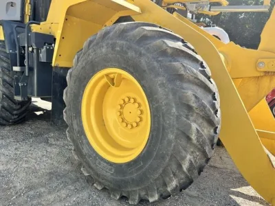 KOMATSU WA100-8 WHEEL LOADER (No.J0803) for export from Japan