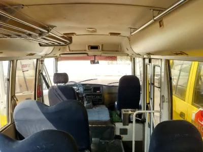 2005 Mitsubishi Fuso Rosa bus (No.830742) for export from Japan